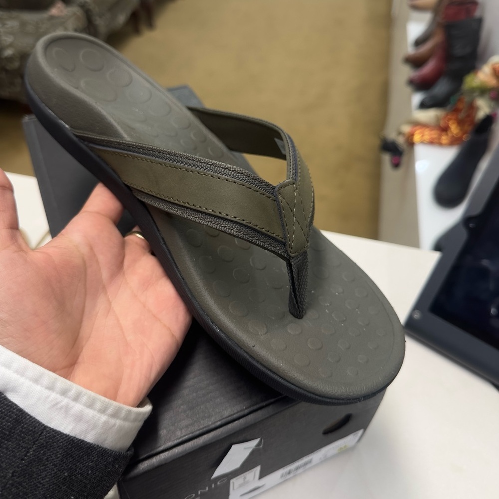 Vionic tide sandal